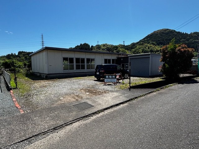 島田市伊太　売作業所・倉庫の外観