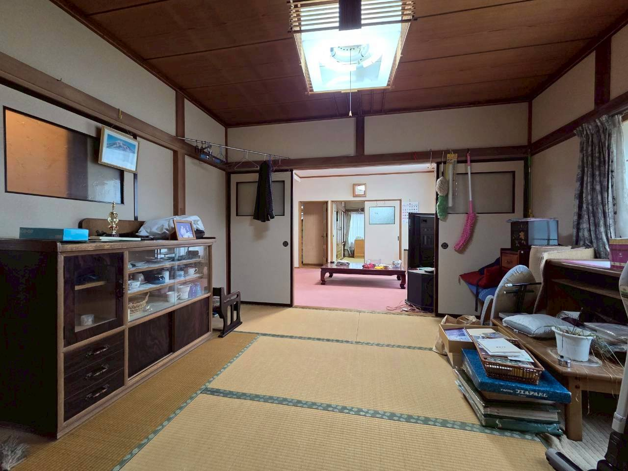 若草町　中古住宅の和室|1階　和室8帖