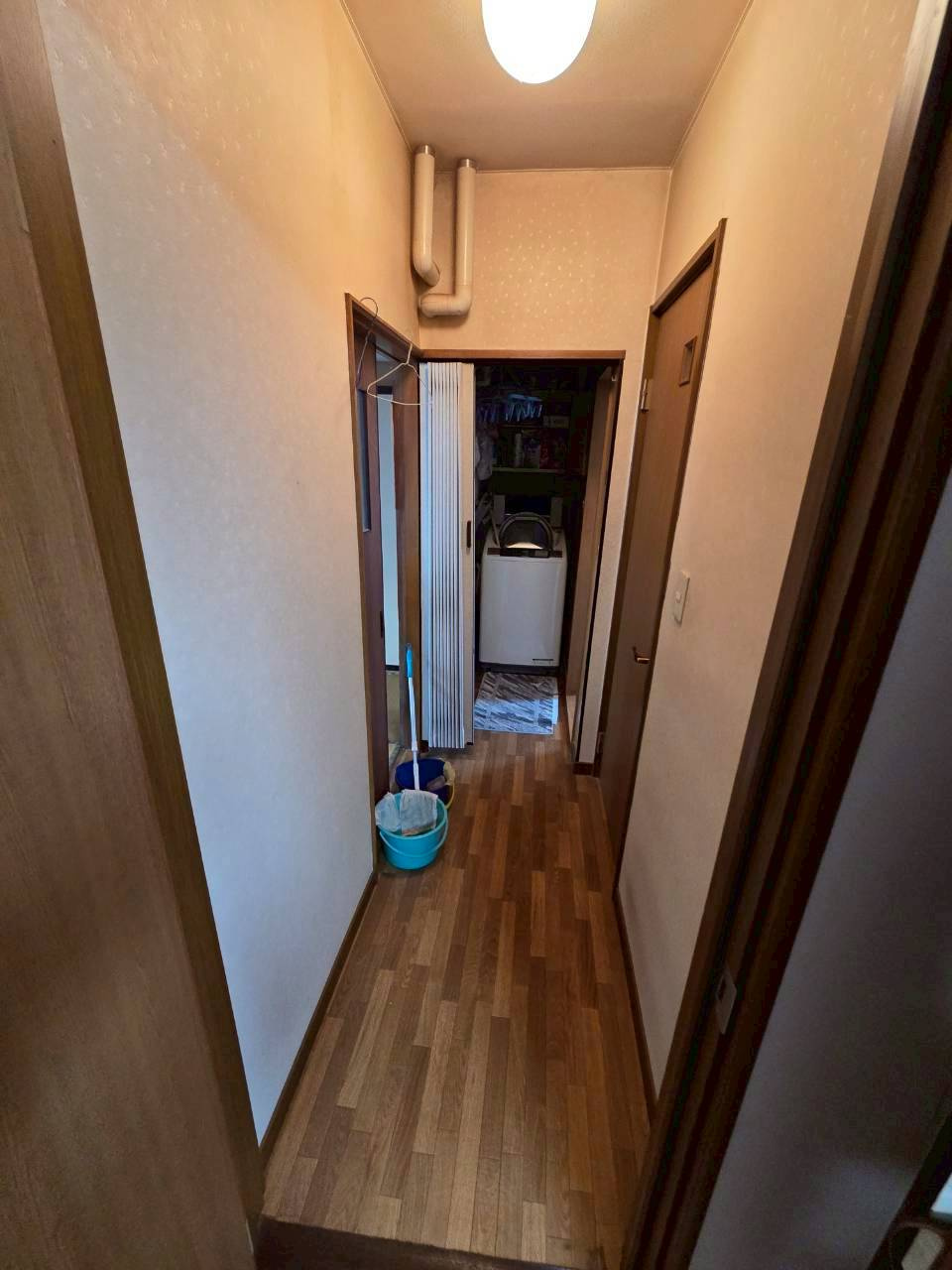 若草町　中古住宅の洗面所|洗濯機置き場