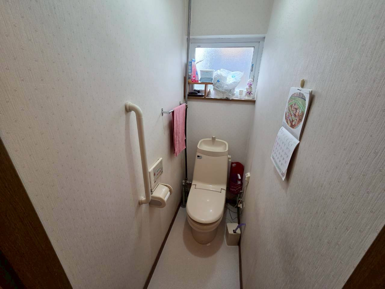 若草町　中古住宅のトイレ