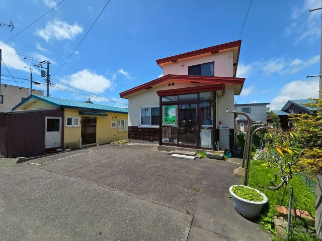 若草町　中古住宅の外観