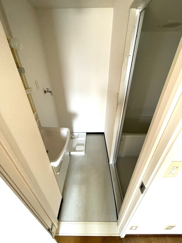 第一マンションコスモの洗面所