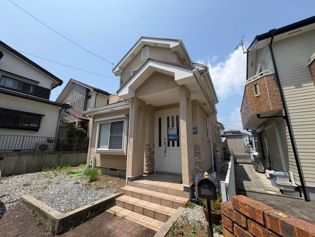 秦野市渋沢　中古戸建の外観