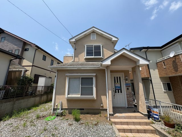 秦野市渋沢　中古戸建の外観