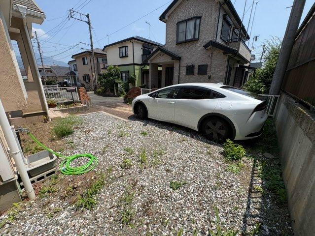 秦野市渋沢　中古戸建の庭
