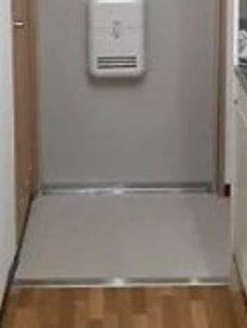 海老名市杉久保北２丁目のアパートの玄関