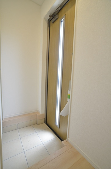 【玄関】 | 座間市栗原中央１丁目　新築戸建て　全１棟【仲介手数料無料】