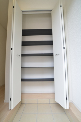 【玄関】 | 座間市栗原中央１丁目　新築戸建て　全１棟【仲介手数料無料】