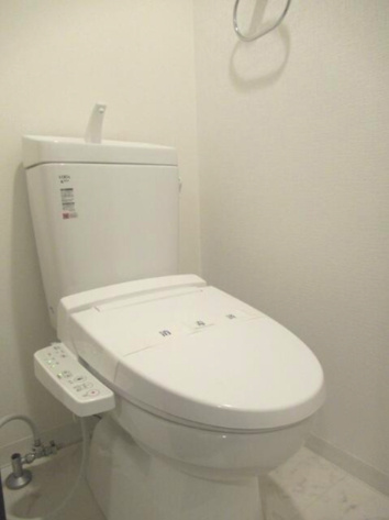 ＨＹ’ｓ　ｄｉｌｅｔｔｏのトイレ|落ち着いたトイレです