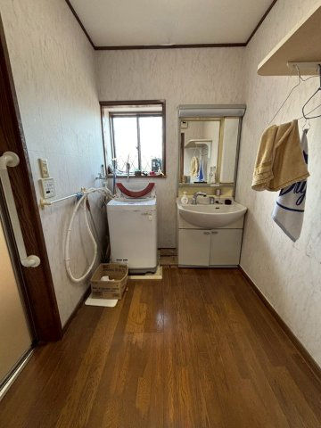 茂原市高師　中古戸建の独立洗面台