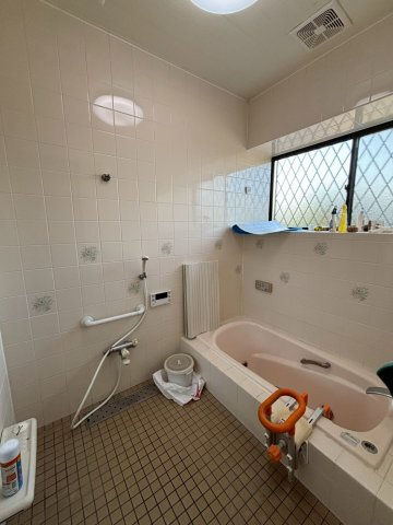 茂原市高師　中古戸建のトイレ