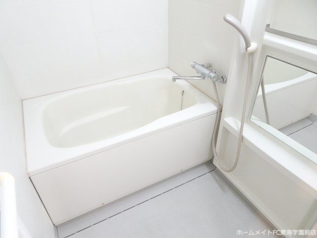 熊本市東区長嶺南６丁目の賃貸マンションの浴室