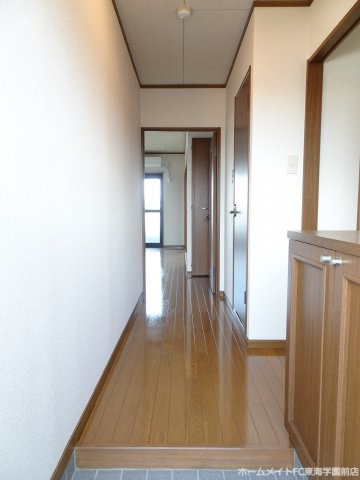 熊本市東区長嶺南６丁目の賃貸マンションの玄関
