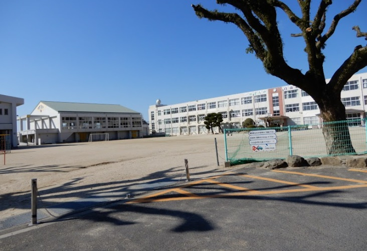 峰坂町平屋戸建ての周辺
