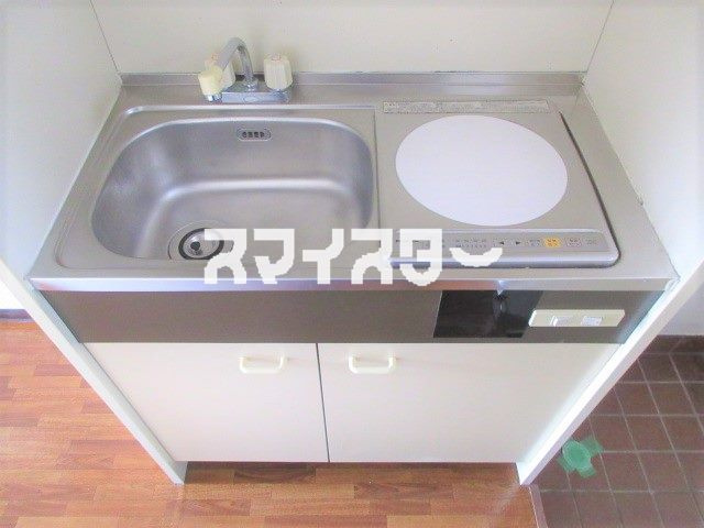 日野市東豊田４丁目のアパートのキッチン