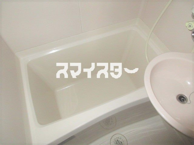日野市東豊田４丁目のアパートの浴室