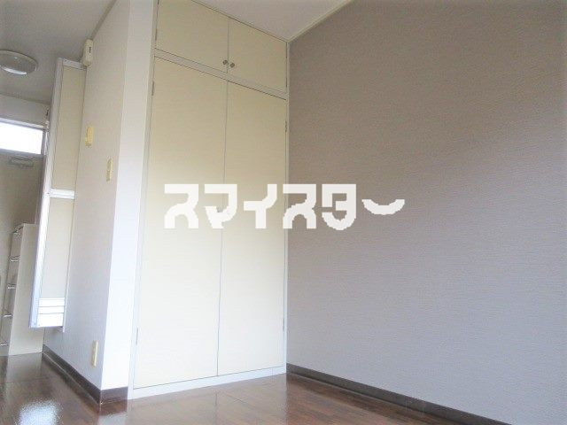 日野市東豊田４丁目のアパートの収納