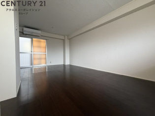 夙川カームマンションの居間