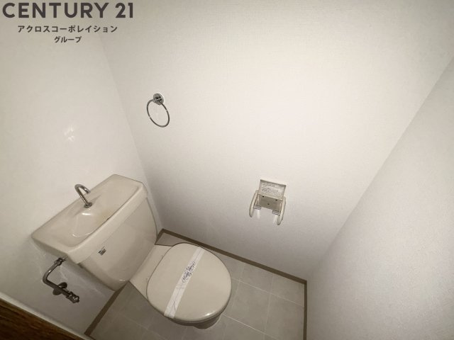 ゆったり落ち着けるトイレです