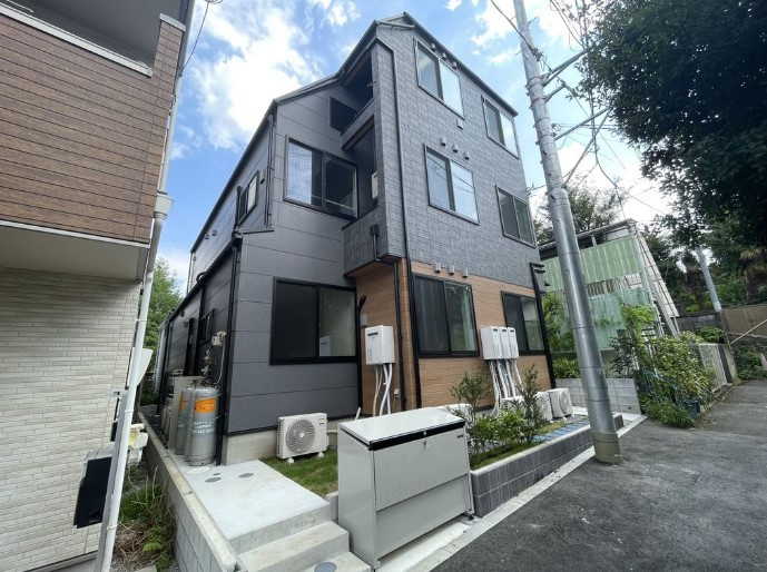 MELDIA高円寺の外観