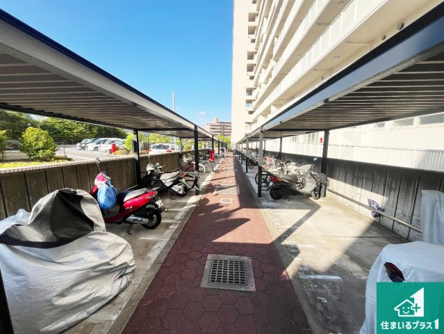 須磨パークヒルズF棟の駐輪場|共用部（駐輪場）