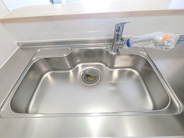 佐賀市下田町第1 　2号棟のキッチン|浄水機能付きの蛇口