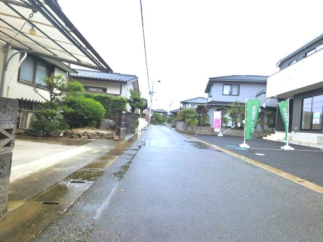 佐賀市下田町第1 　2号棟の前面道路含む現地写真|前面道路含む現地写真です