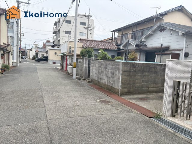 明石市日富美町　土地の前面道路含む現地写真|●年中無休：当日予約可●前面道路は約5.3ｍございますので、ゆったりしております！