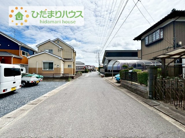 【前面道路含む現地写真】 | 龍ケ崎市緑町第4　新築戸建 | たっぷりの陽光と心地よい風が舞い込む住まい♪