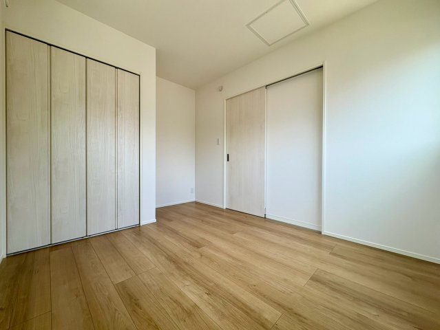 一宮中町9　新築戸建住宅の収納|大容量クローゼット付き！衣類や季節物もすっきり収納できます。