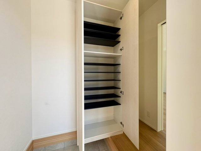 一宮中町9　新築戸建住宅のトイレ|各階にトイレ完備！朝の忙しい時間も安心です。