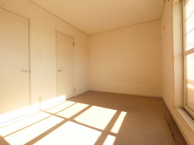 【寝室】