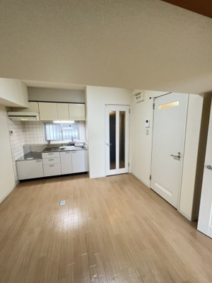 【寝室】 | 第10高光マンション