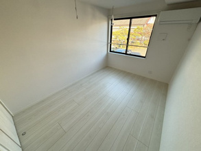 【寝室】