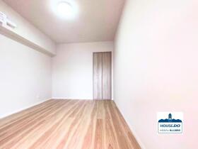 ◆ライオンズマンション大高緑地◆3LDK南西向き住戸！の洋室|全居室フローリング仕様で掃除がしやすく、清潔感のある快適な住空間を実現します。