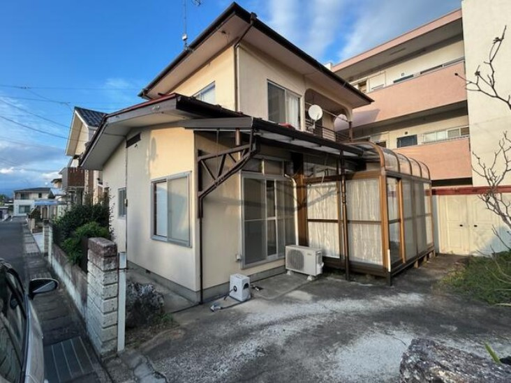 福島市 御山字下川原（美術館図書館前駅） 2階建 ４ＤＫの外観