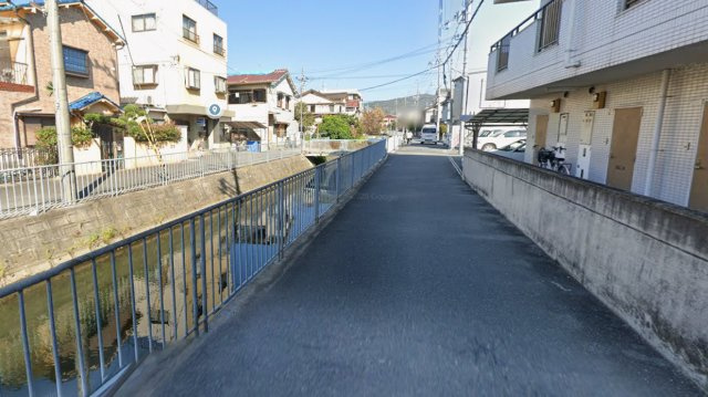 フルーレ高槻の周辺