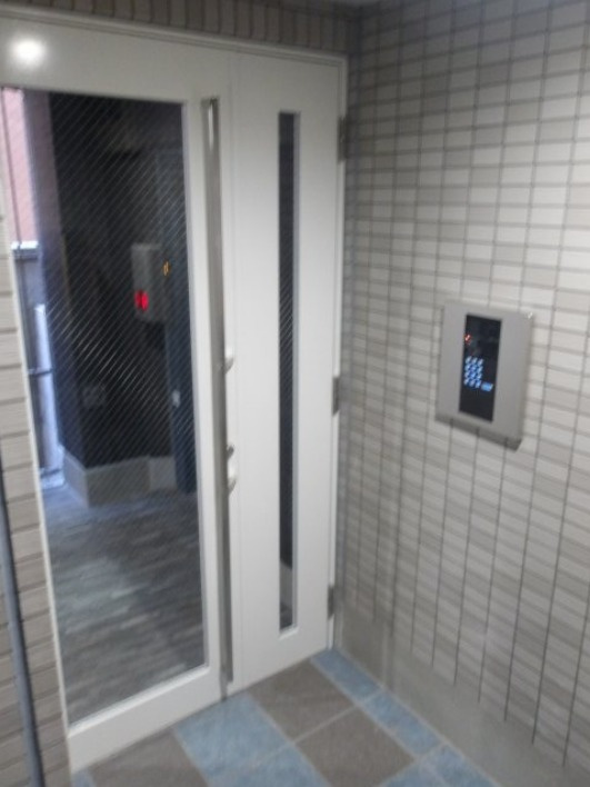 The Residence船橋のエントランス