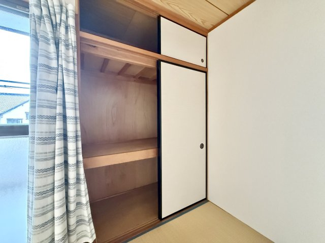 瑞穂区仁所町２丁目戸建の収納