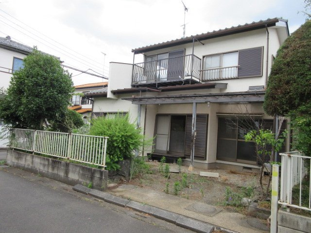 中古戸建　東松山市石橋1765-38（リフォーム住宅）の前面道路含む現地写真