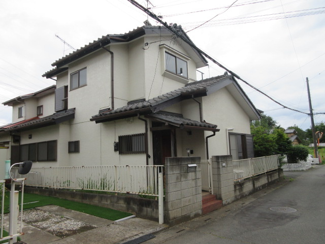 中古戸建　東松山市石橋1765-38（リフォーム住宅）の前面道路含む現地写真