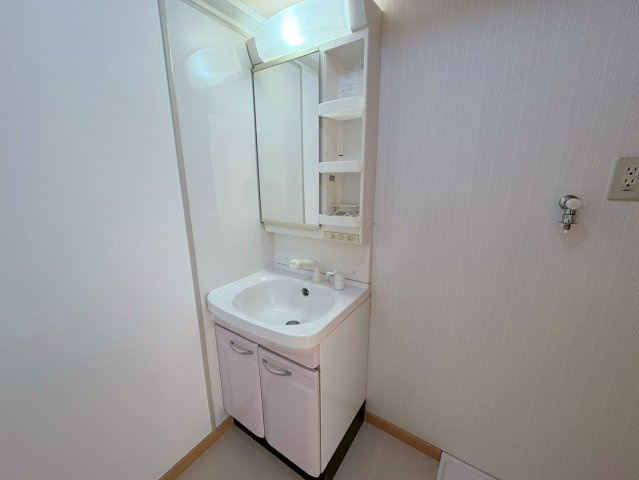 【洗面所】 | Y's-HOUSE | ※退去前の為、別部屋の写真を掲載しております