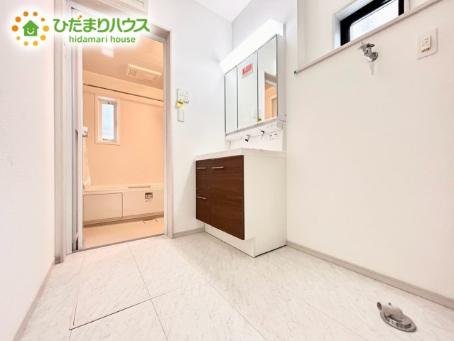 上尾市向山5丁目　新築戸建　07の洗面所