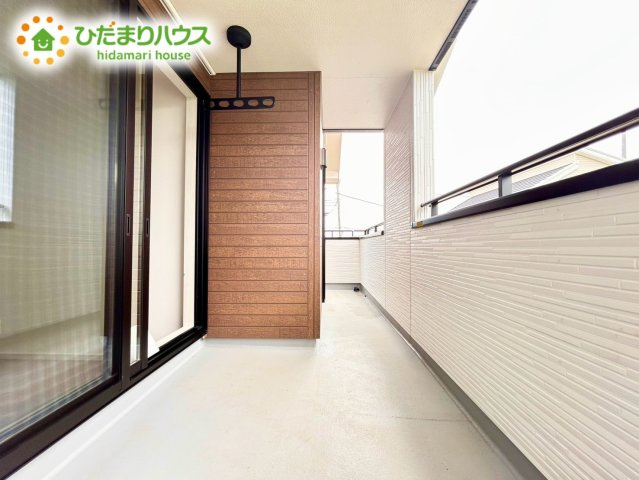 上尾市向山5丁目　新築戸建　07のバルコニー