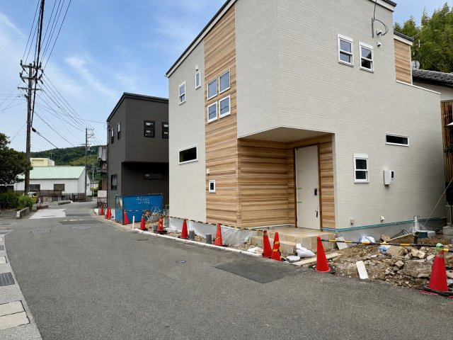 「電停とスーパー近隣 」高知市大津甲1号棟　新築一戸建てのその他|※2026年6月4日撮影。