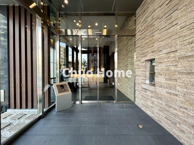 ライオンズ東京根岸グランフォートの防犯設備|【オートロック】オートロックシステムでセキュリティ充実。当たり前ですが、安全で安心して暮らすのって大事ですよね。お探しのご条件でオートロック付きの物件を探す方も多いですがやはりセキュリティは大事です。