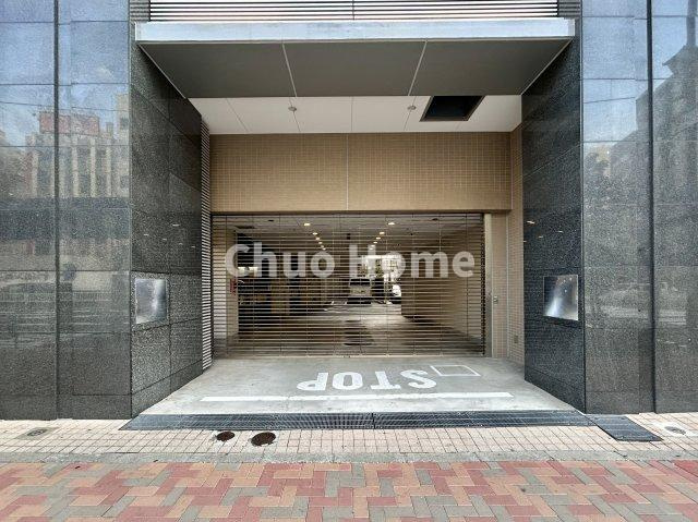 ライオンズ東京根岸グランフォートの駐車場|【敷地内駐車場】最新の空き状況や費用などの詳細は担当スタッフまでお問い合わせください。