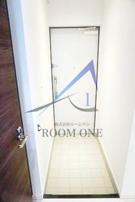 Ｃｒｏｓｓ　Ｐｏｉｎｔ　ＡＫＡＢＡＮＥの玄関|玄関です。