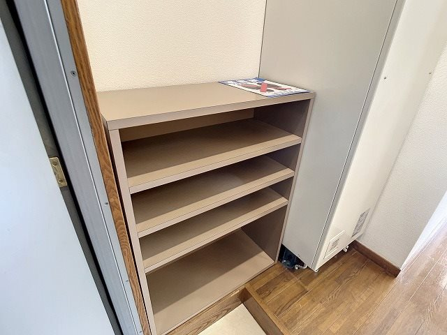 クリエイトビル（旧　ニュー田中屋マンション） 3-の玄関