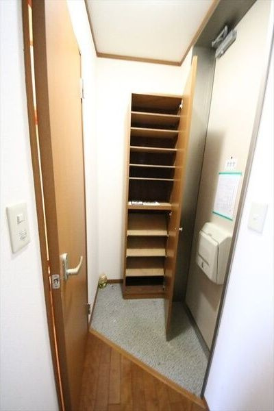 ピュア夕陽丘の玄関